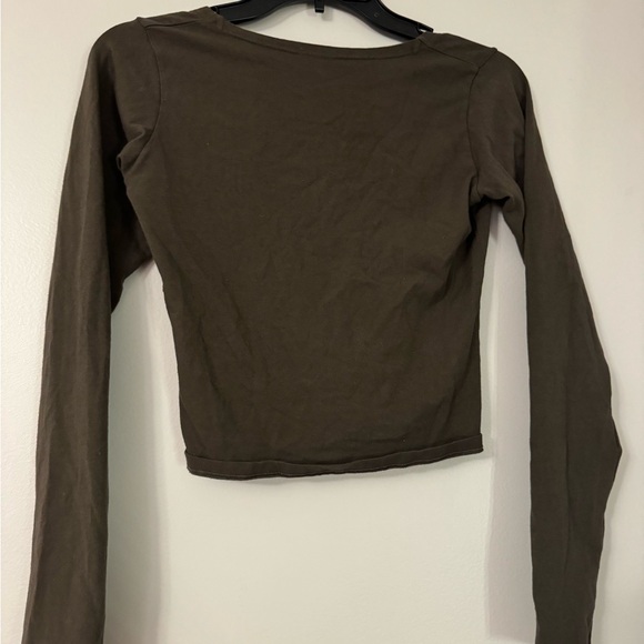 Brandy Melville Amara Long Sleeve - Picture 6 of 8